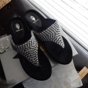 Volatile Black Chokka Leather Wedge Sandal sz. 9